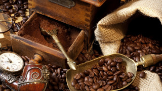 Coffee scoop table beans pocket - photorealistic imagery free wallpaper