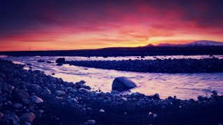 Sunset rocky beach mountain city - moody free wallpaper