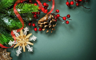 Pinecone redribbon christmasdecorations artsandcrafts movement - a pine cone free wallpaper