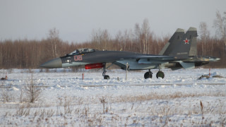 Fighterjet snowfield trees people puzzle - field next free wallpaper