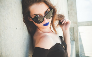 Blue lipstick sunglasses wall fashion - against a wall free wallpaper