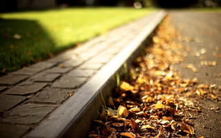 Bench road autumn fire scene - a bench free wallpaper