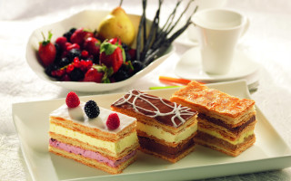 Desserts fruit plate pastel food - a white table cloth free wallpaper