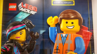 Lego movie poster man woman 2 - a lego movie poster free wallpaper