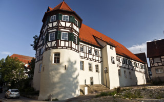 Heidelberg school white building red - free architecture wallpaper