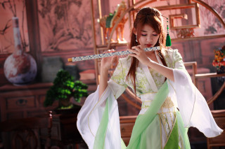 Woman green white dress flute - a flute free wallpaper