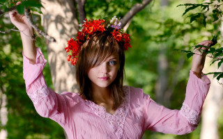 Pink dress woman flower branch - a pink dress holding free wallpaper