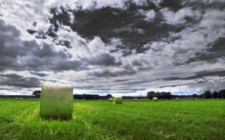 Hay bales field cloudy sky 2 - hay bale free wallpaper