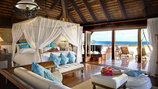 Bedroom ocean view curtains flower - dreamy free wallpaper