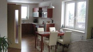 Kitchen table chairs window couch - danube school free wallpaper