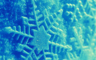 Snowflake macro blue night stars - a window sill free wallpaper