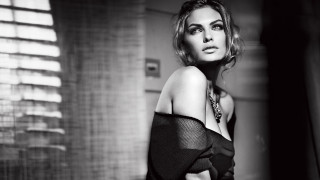 Woman black dress window blinds - a picture in a room free wallpaper