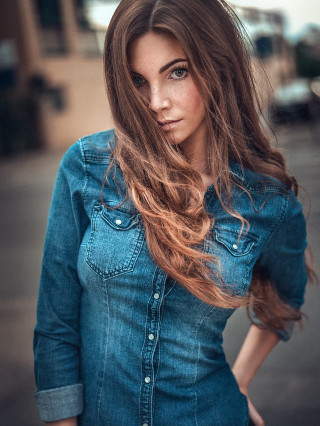 Woman long hair street corner 2 - her pocket free wallpaper for mobile
