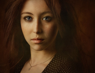 Woman necklace posing picture brown - a necklace free wallpaper