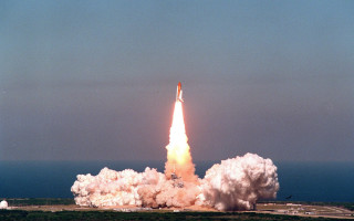 Rocket launching smoke bird cherry - a rocket free wallpaper