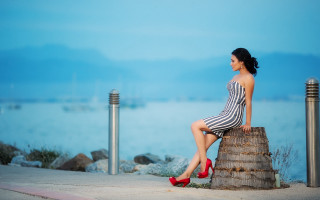 Woman sitting by water striped - araceli gilbert free wallpaper