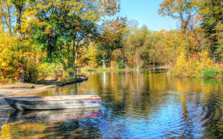 Boat water park trees path - the background and a path free wallpaper