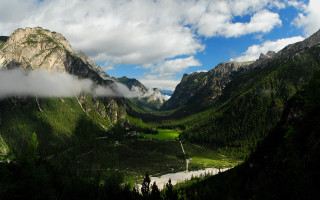 Valley river mountains clouds trees - a river and mountains free wallpaper