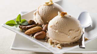 Plate icecream nuts spoon spoonrest - ice cream free wallpaper