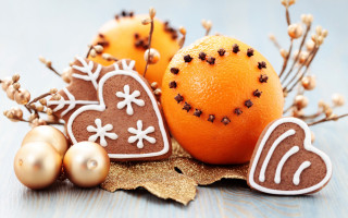 Orange cookies decorations blurry branch - folk art free wallpaper for desktop