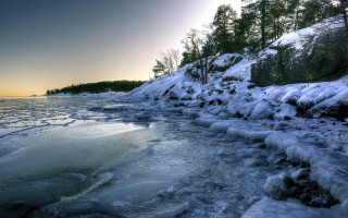 Frozen river island trees snow - river free wallpaper