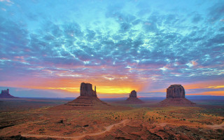 Desert sunset mountains clouds landscape - a few mountain free wallpaper