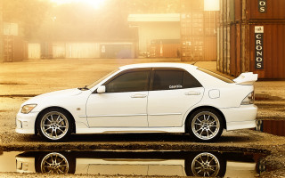 White car parking lot container - pearlescent free wallpaper