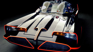 Futuristic car batman hood mirrors - movie scene free wallpaper