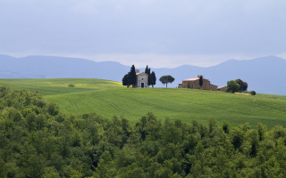 House trees mountains blue sky - the foreground and mountains free wallpaper