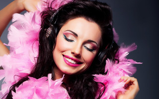 Woman headphones pink feathers smile - headphone free wallpaper for desktop