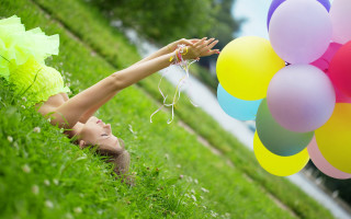 Young girl balloons field cheerful - daphne mcclure free wallpaper