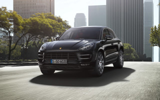 Porsche cayenne city street sun - a bright sun free wallpaper