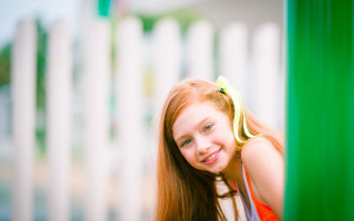 Girl red hair yellow bow - a yellow bow free wallpaper for desktop