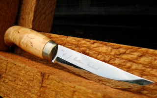 Knife engraving wooden table beach - alexander johnston free wallpaper for desktop