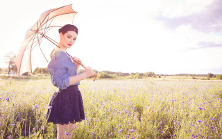 Woman field umbrella purple dress - an umbrella over her head free wallpaper