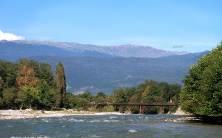 Danube river mountains bridge city - danube school free wallpaper