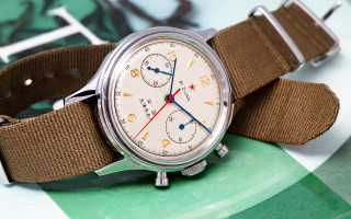 Watch brown strap checkered tablecloth - tablecloth free wallpaper