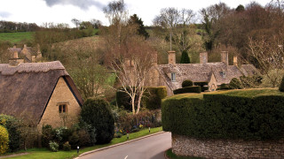 Road houses hill tiltshift eastasian - a row of houses free wallpaper