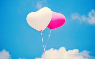 Heart balloons sunny day clouds - two heart free wallpaper