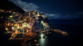 Village cliff ocean starry sky - evgeny lushpin free wallpaper