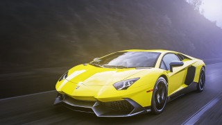 Yellow sports car night fog 3 - the dark night time free wallpaper