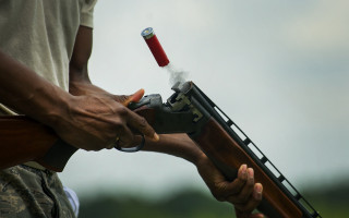 Man gun red handle headshot - headshot free wallpaper