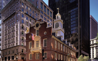 Large building clock cityscape tokyo - the front of it free wallpaper for desktop