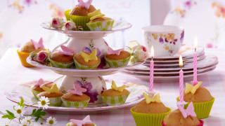 Cupcakes tiered plate rococo pastel - plate free wallpaper