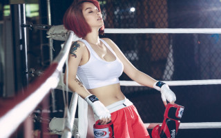 Redhair tattoos boxinggloves white top - ring free wallpaper