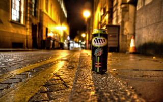 Beer can street night graffiti - a street light in the background free wallpaper