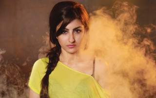Ayshia taskin yellow shirt smoke - smoke behind her free wallpaper for desktop