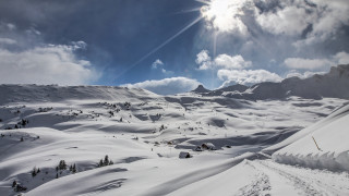 Snow mountain trail sun clouds - the cloud above free wallpaper
