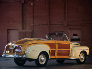 Vintage car wooden panel cab - door free wallpaper
