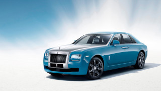 Blue rollsroyce white room sky - a white room free wallpaper
